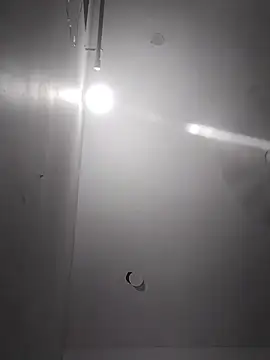AMBY_GORI captura da sala ao vivo na Stripchat