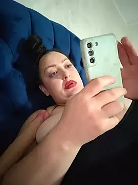 AMYRA_HOT Momentaufnahme des Live-Raums auf Stripchat
