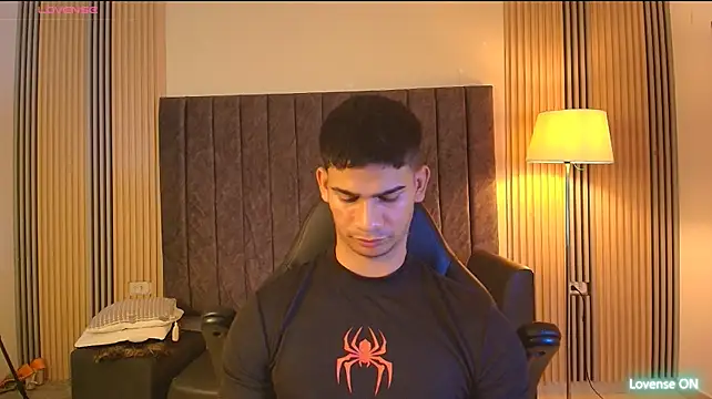 ANDRES_STUD Momentaufnahme des Live-Raums auf Stripchat