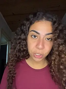 A_maddy Momentaufnahme des Live-Raums auf Stripchat