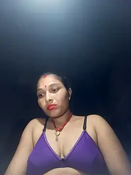 Aaradhyahot05 Momentaufnahme des Live-Raums auf Stripchat