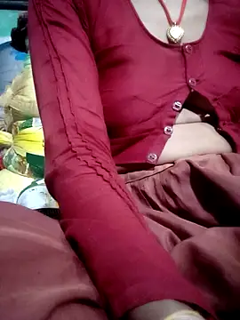 Aarti9080 снимок онлайн-комнаты на Stripchat