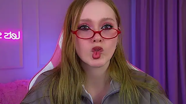 AgataFoxley Momentaufnahme des Live-Raums auf Stripchat