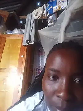 Agusi25 Momentaufnahme des Live-Raums auf Stripchat