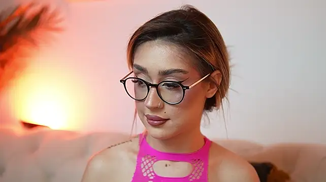 AileenKiss снимок онлайн-комнаты на Stripchat