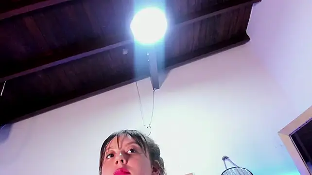 Alannaa_flowers Momentaufnahme des Live-Raums auf Stripchat