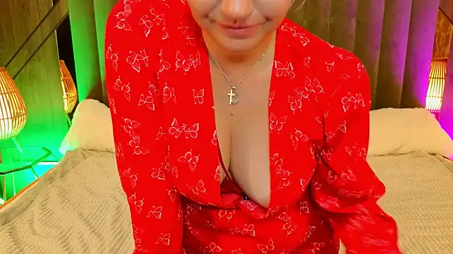 Alaska_Si live room snapshot on Stripchat