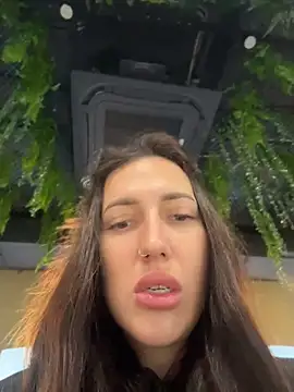 AleksandraRich captura de la sala en vivo en Stripchat