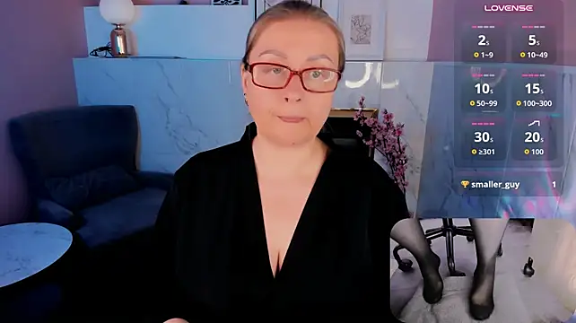 Alexandra_Kind Momentaufnahme des Live-Raums auf Stripchat