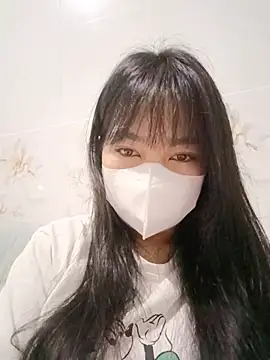 Alice-Xu снимок онлайн-комнаты на Stripchat