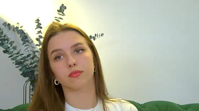 AliceAtkins live room snapshot on Stripchat