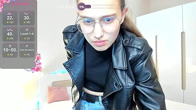 Alisa_Smitti снимок онлайн-комнаты на Stripchat
