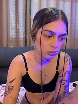 Ally_Clark Momentaufnahme des Live-Raums auf Stripchat