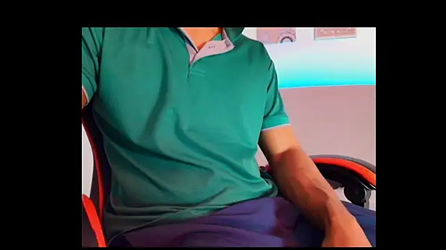 Altus_fit Momentaufnahme des Live-Raums auf Stripchat