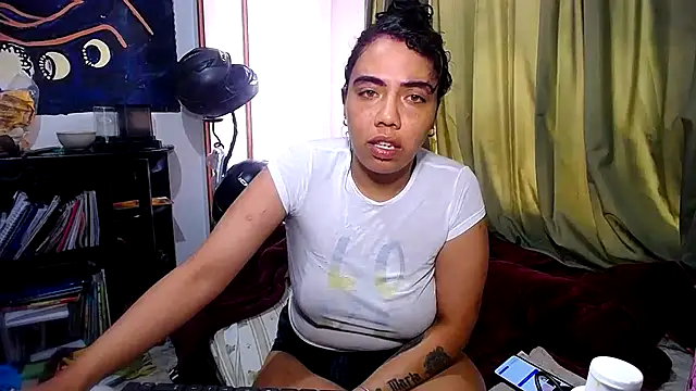 AmaraRoberts420 Momentaufnahme des Live-Raums auf Stripchat