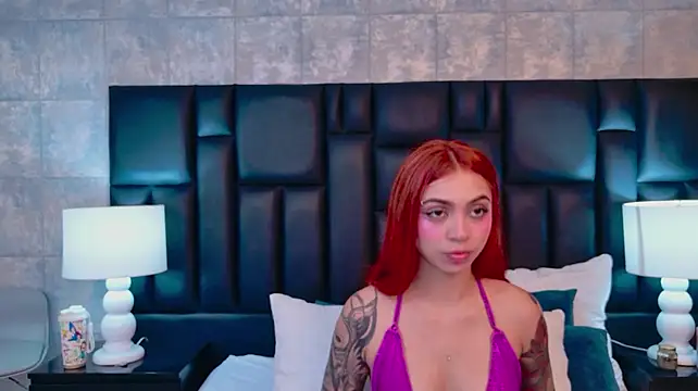 AmberBlacks снимок онлайн-комнаты на Stripchat