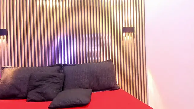 AmberMoreti live room snapshot on Stripchat