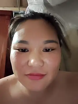 Amma- Momentaufnahme des Live-Raums auf Stripchat