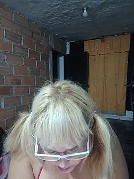 Ana202610 captura de la sala en vivo en Stripchat