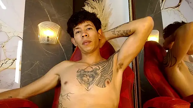 Andrew_Hardy Momentaufnahme des Live-Raums auf Stripchat