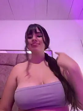 Angela_boobs19 captura de la sala en vivo en Stripchat