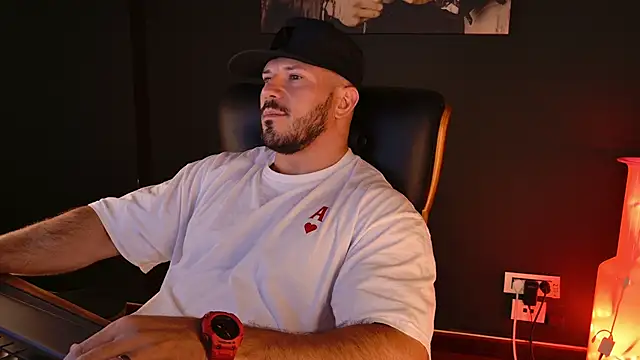 AngeloEric captura de la sala en vivo en Stripchat