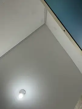 Angie_e captura de la sala en vivo en Stripchat
