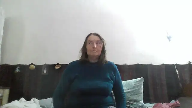 AnnaLive570 снимок онлайн-комнаты на Stripchat