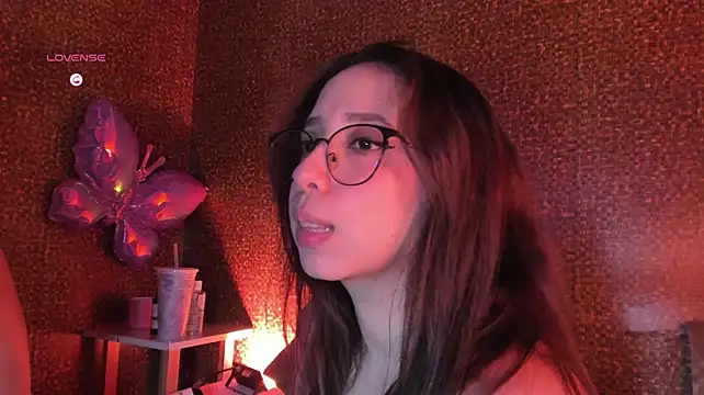 Apartment28 momentopname van live room op Stripchat