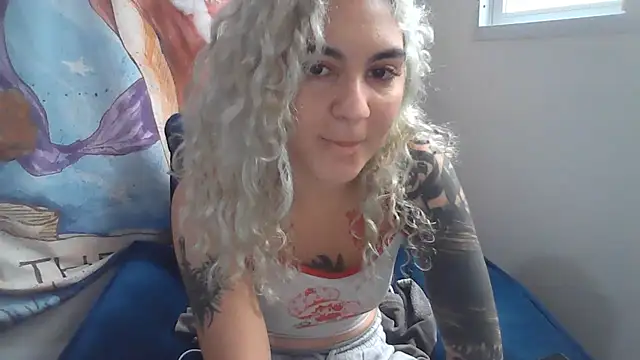 Apofenia Momentaufnahme des Live-Raums auf Stripchat