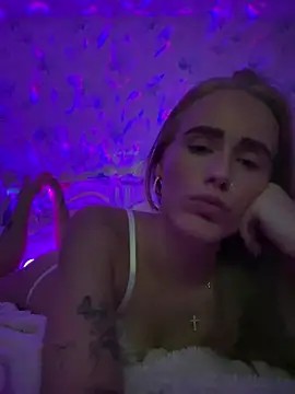 Arabellapeachx Momentaufnahme des Live-Raums auf Stripchat