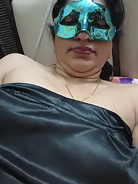 Arck_Royalgirl Momentaufnahme des Live-Raums auf Stripchat