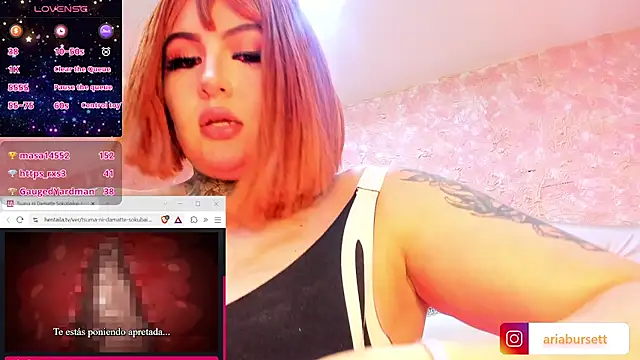 AriaBursett momentopname van live room op Stripchat