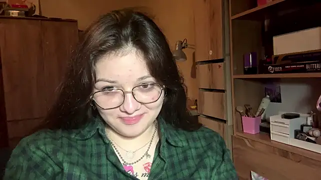 ArianaHowk снимок онлайн-комнаты на Stripchat
