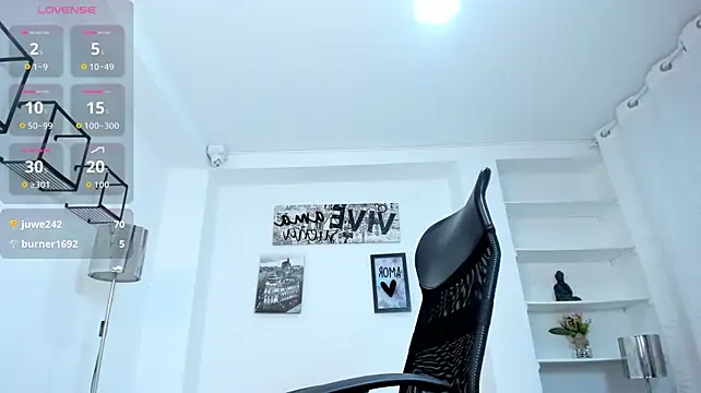 Ariana_rousee Momentaufnahme des Live-Raums auf Stripchat