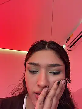 Ariannaa_1 captura de la sala en vivo en Stripchat