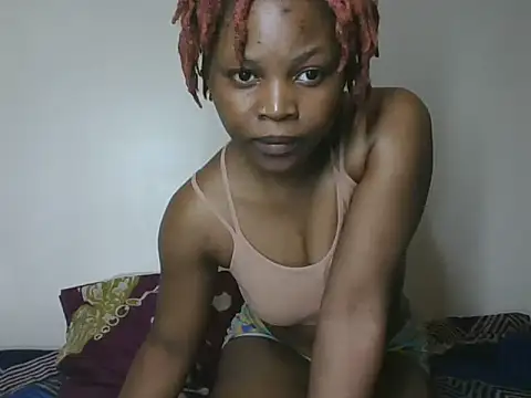 Aura_desire live room snapshot on Stripchat