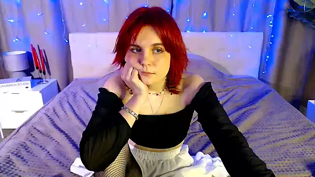 Avrora_Vance live room snapshot on Stripchat
