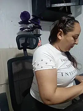 Azurafairy Momentaufnahme des Live-Raums auf Stripchat