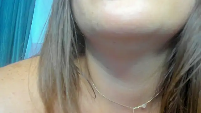 BabyBoo_XO снимок онлайн-комнаты на Stripchat