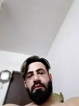 Bad_Mundaaa Momentaufnahme des Live-Raums auf Stripchat