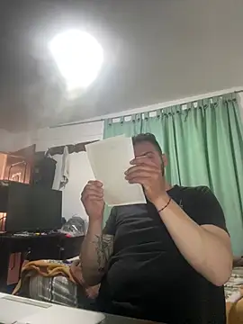 Baphomet212341 live room snapshot on Stripchat