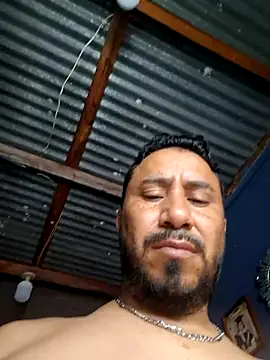 BarbaNegra82 Momentaufnahme des Live-Raums auf Stripchat