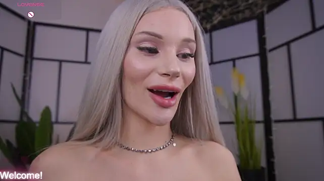BarbieKara captura de la sala en vivo en Stripchat