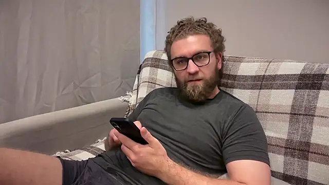 Bear_bear_ Momentaufnahme des Live-Raums auf Stripchat