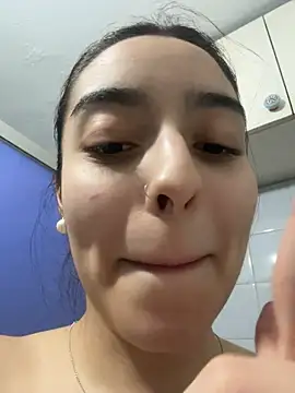 Belle_Lea captura de la sala en vivo en Stripchat