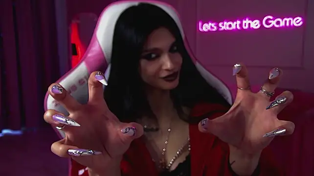 BeverlyMost снимок онлайн-комнаты на Stripchat
