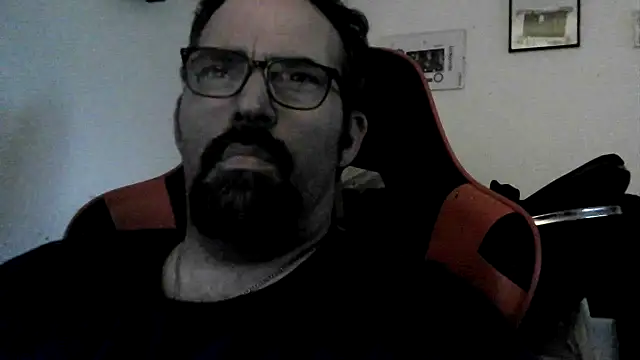Big-Man-Thomas Momentaufnahme des Live-Raums auf Stripchat