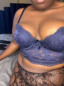 BigBootyBrie01 captura de la sala en vivo en Stripchat