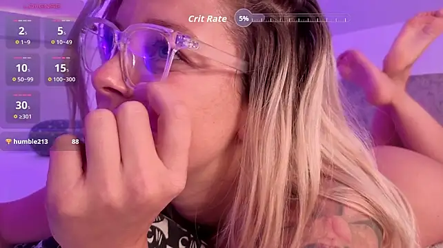 BluEyesKate Momentaufnahme des Live-Raums auf Stripchat